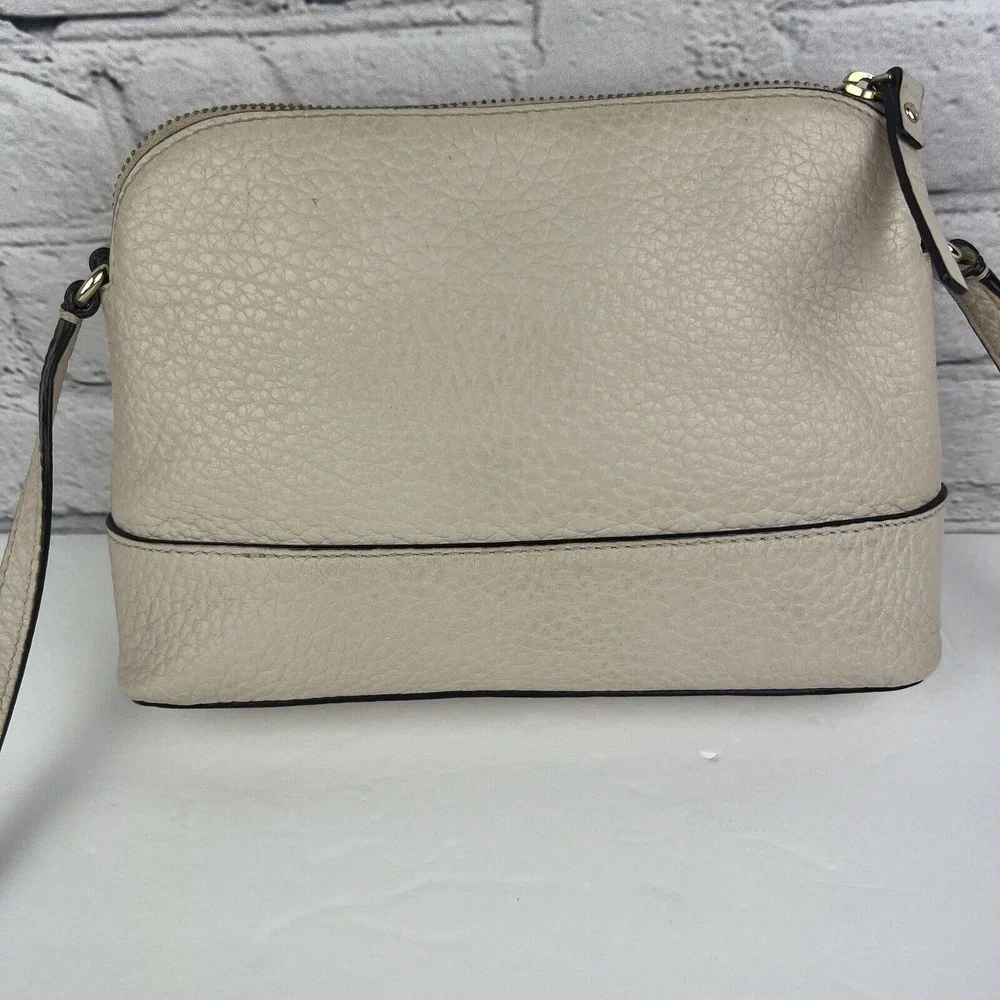 Kate Spade Bay Street‎ Crossbody Shoulder Bag Purse Pebbled Leather Color Pumice